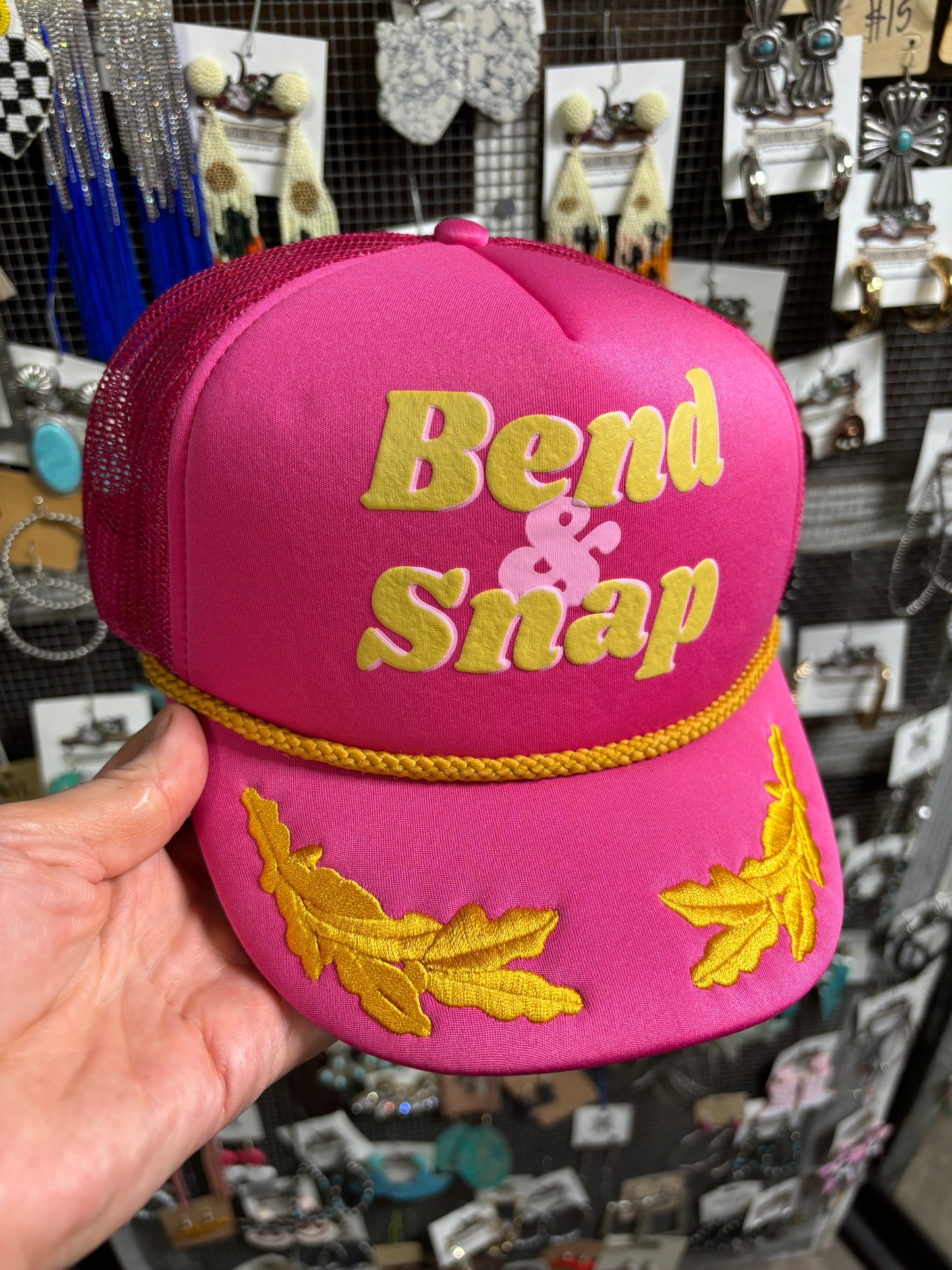 Bend & Snap Trucker