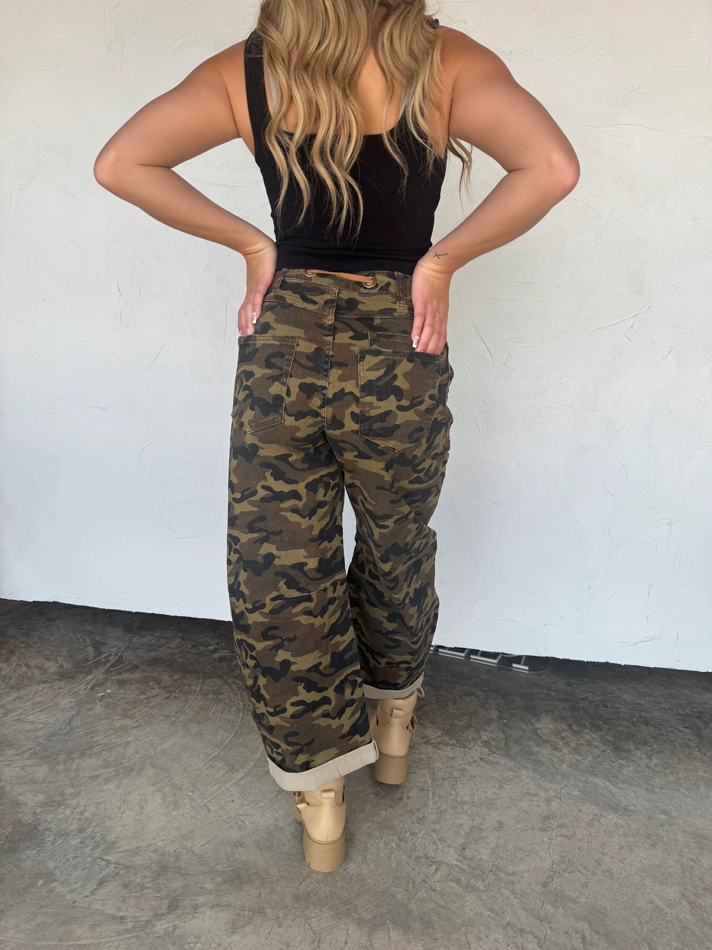 Camo Barrel Jeans