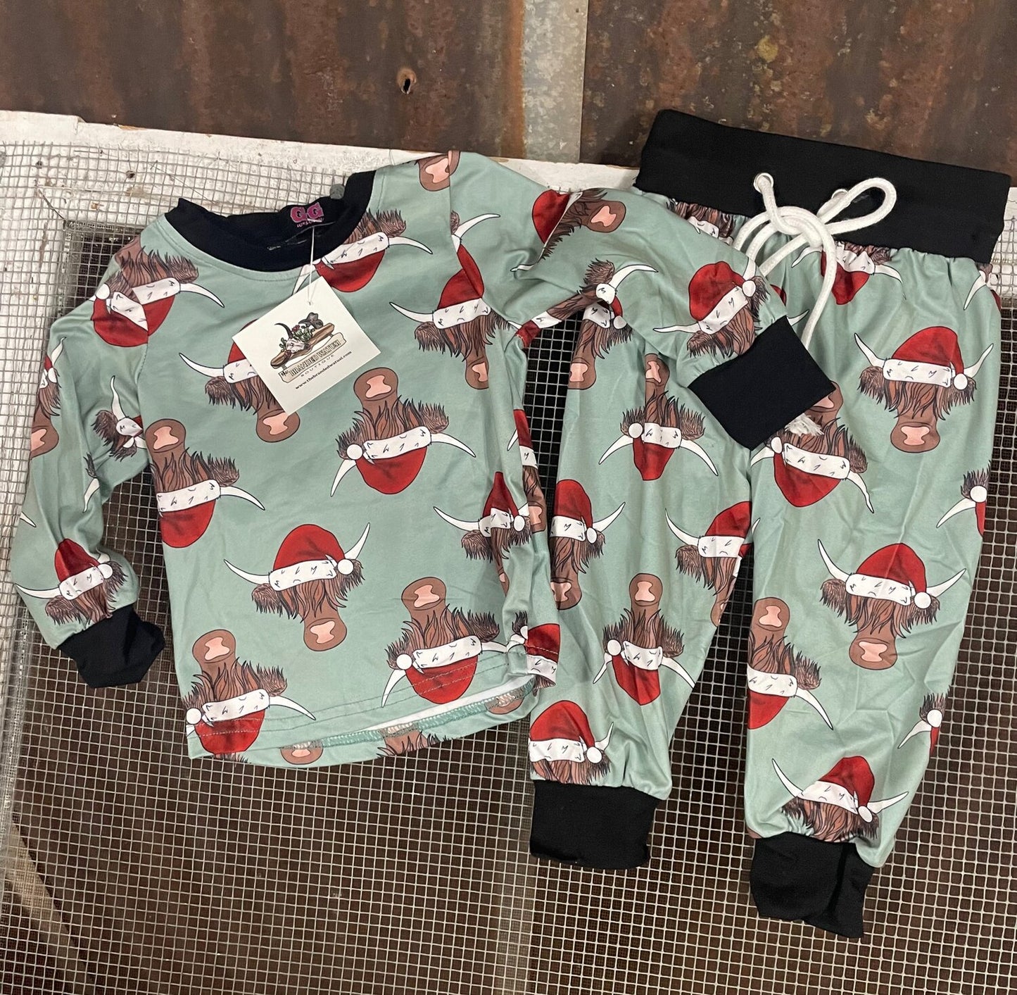 Highlander Santa Pjs